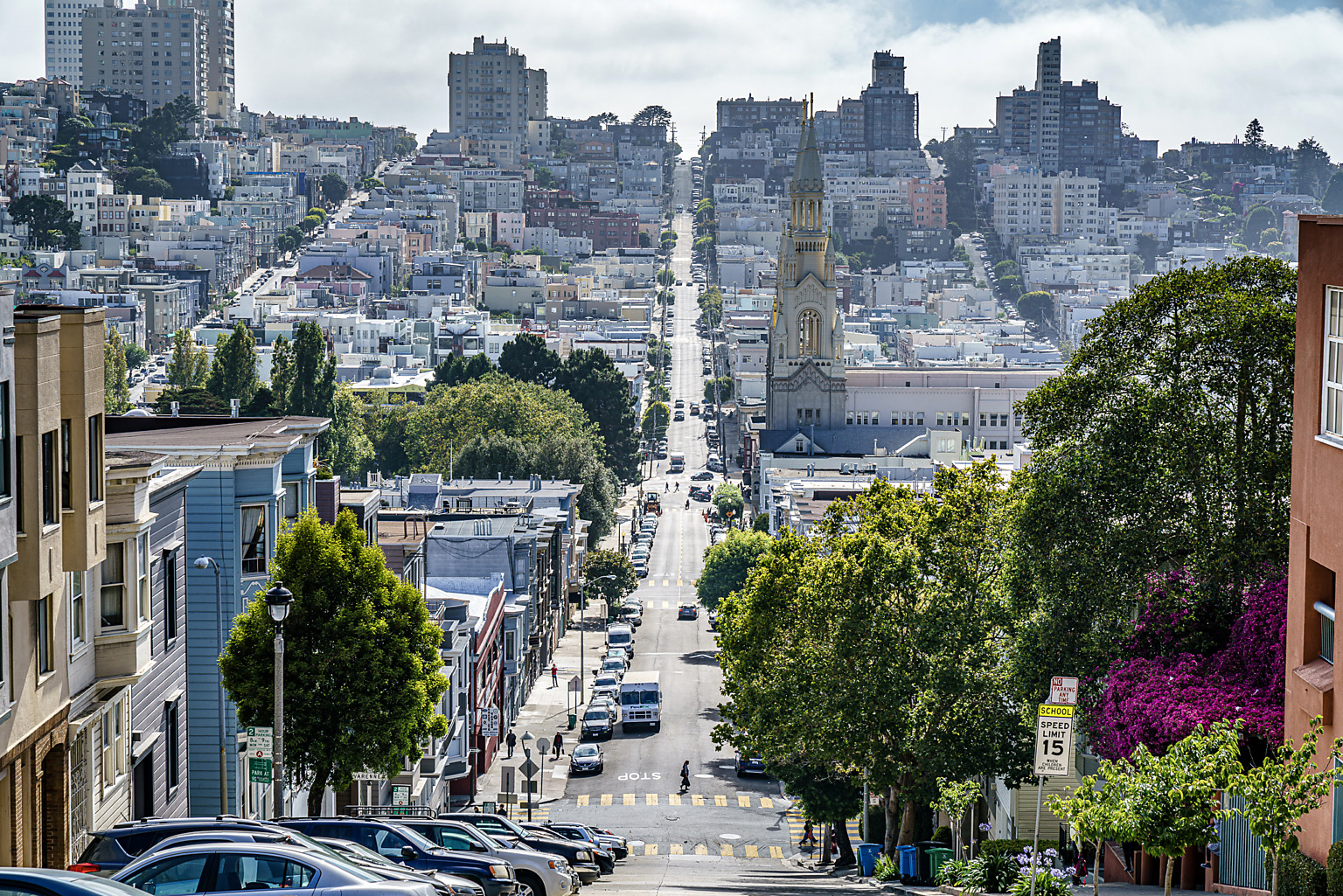 Looking Down Filbert Street from Telegraph Hill in San Francisco ...